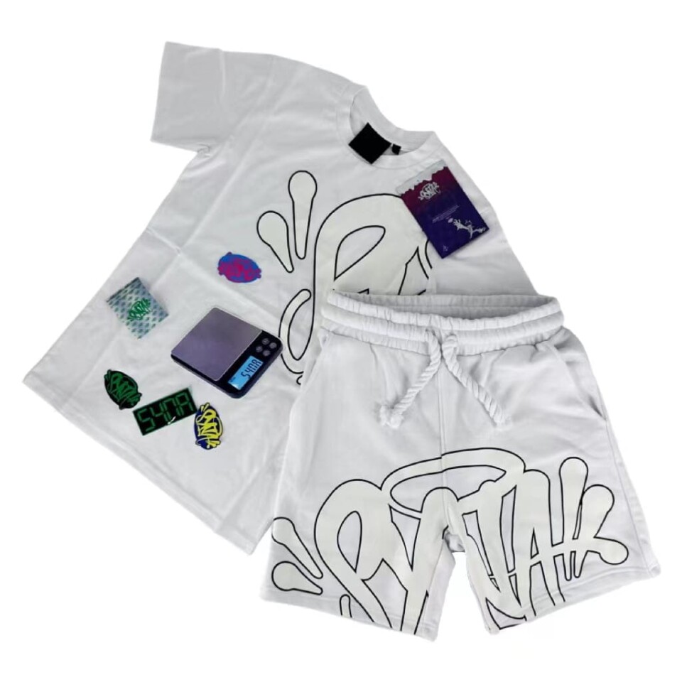 SYNA T-SHIRT & SHORTS