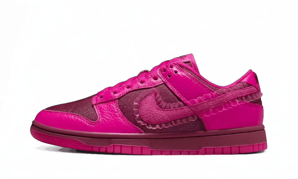 Dunk Low Valentine's Day 2022