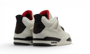 Air Jordan 4 Retro _Flight Club_ (2)